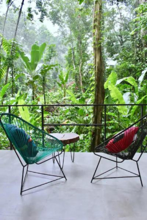 Casa Eden - Modern Peaceful Jungle Apartments